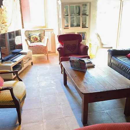 Le Clos Segur בית נופש *